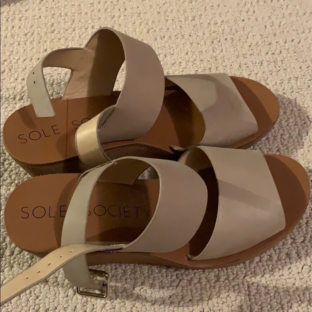 Sole society size 9.5